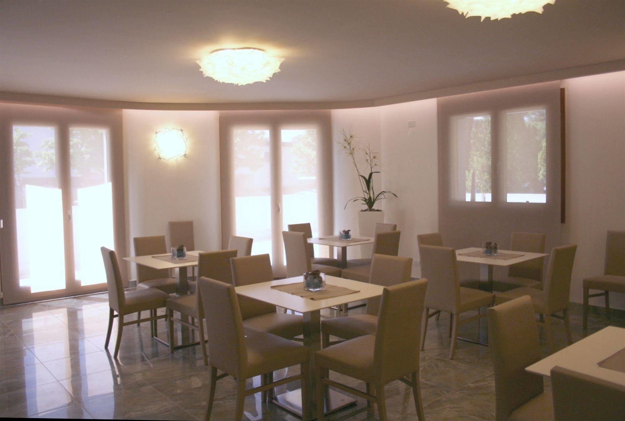 Apart Hotel Atlantic Grado Exterior foto